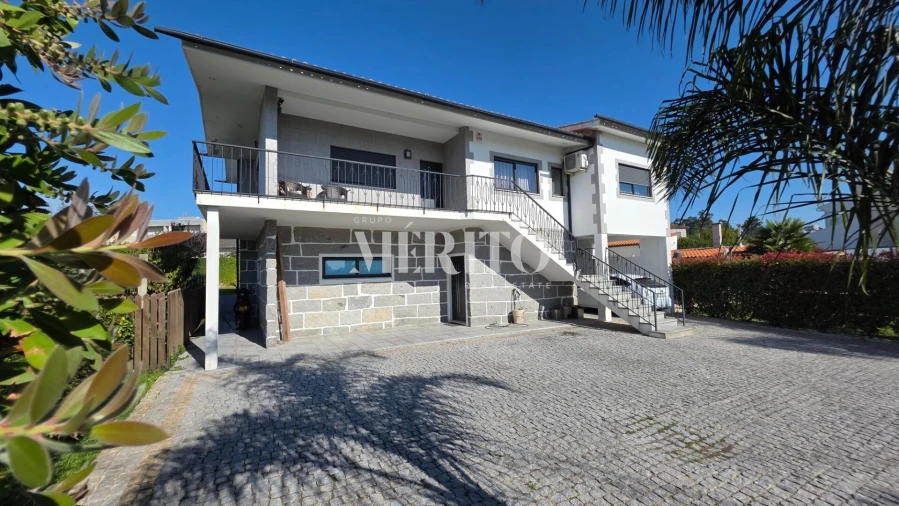 Moradia T3 para Venda em Tamel (São Verissimo) Foto 1