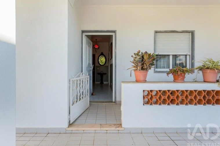 Moradia T6 para Venda em Ferreiras Foto 23