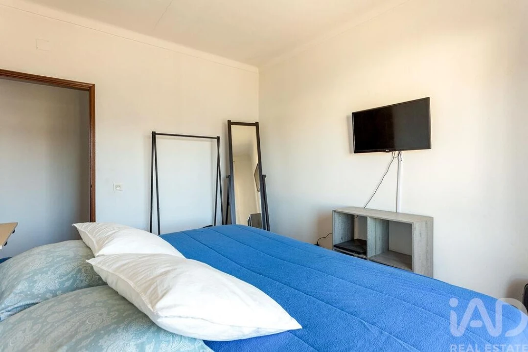 Moradia T6 para Venda em Ferreiras Foto 17