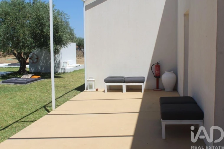 Negócio para Venda em Santa Vitória e Mombeja Foto 17