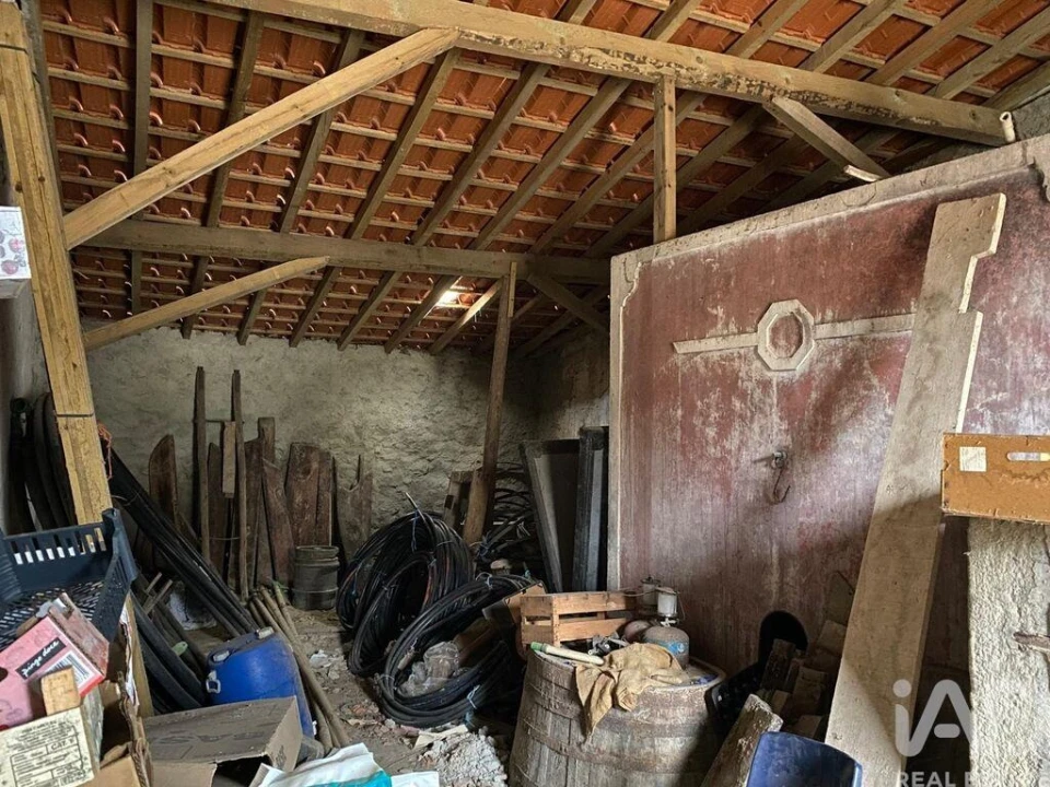 Prédio para Venda em Santa Maria, São Pedro e Matacães Foto 5
