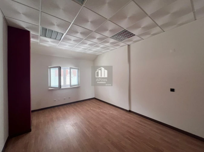 Loja para Venda em Costa da Caparica Foto 6