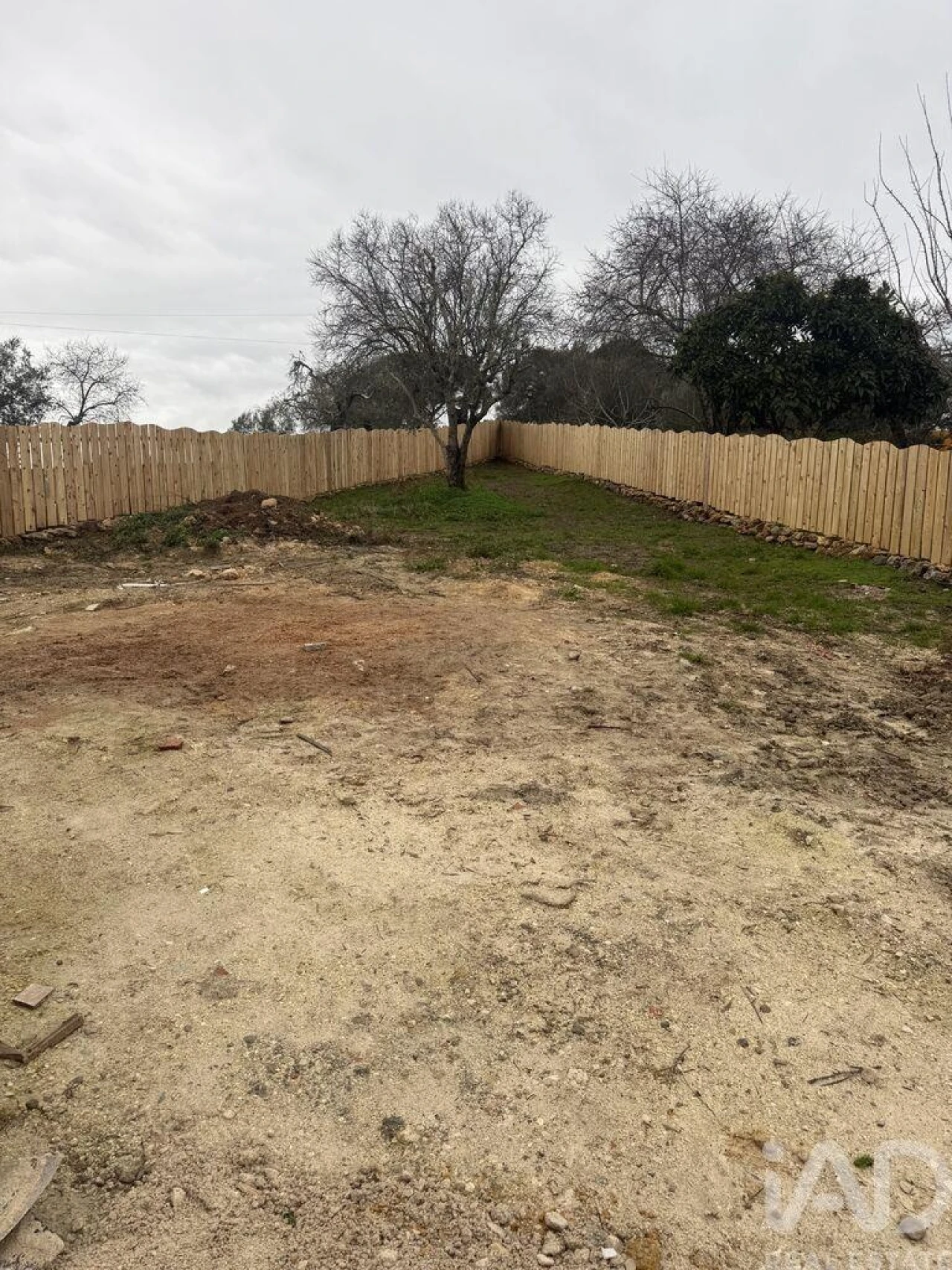 Moradia T2 para Venda em Azoia de Cima e Tremês Foto 8