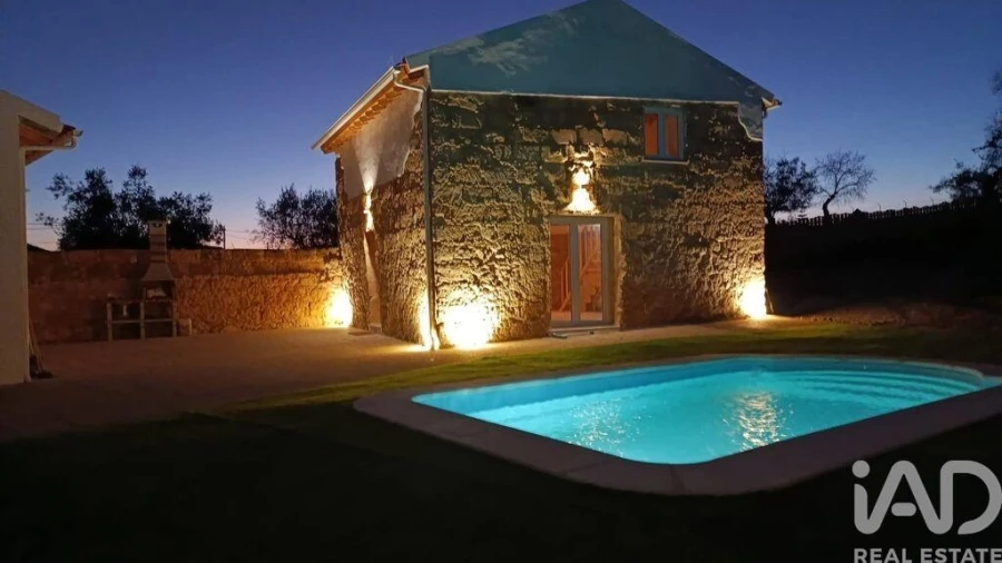 Moradia T2 para Venda em Azoia de Cima e Tremês Foto 21