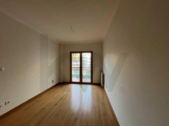 Apartamento T2 para Arrendamento em Ramada e Caneças Foto 6