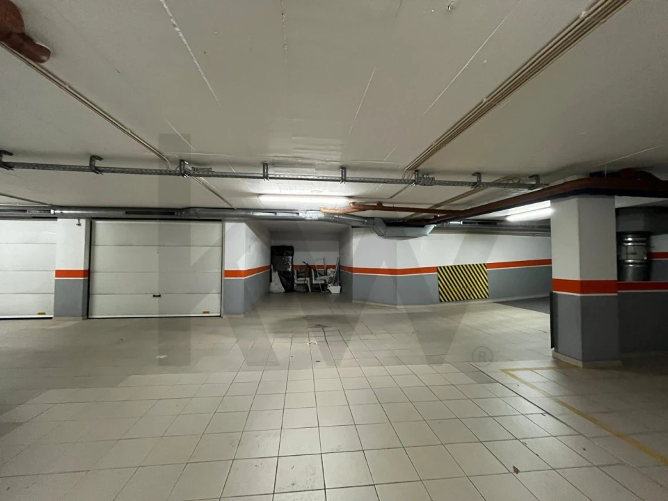 Apartamento T2 para Arrendamento em Ramada e Caneças Foto 23