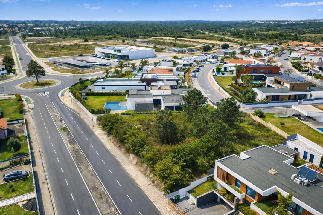 Terreno para Venda em Amora Foto 4