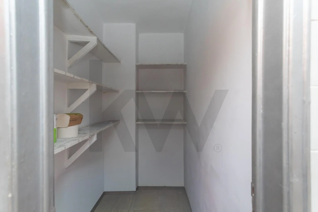 Apartamento T2 para Venda em Mina de Água Foto 7