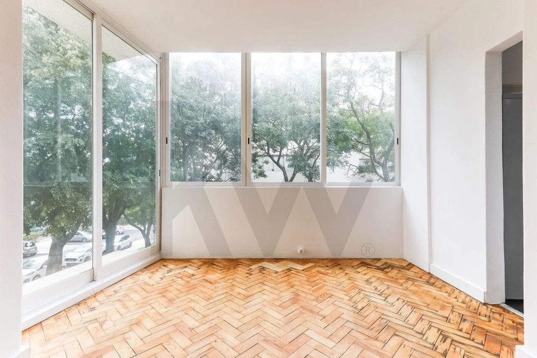 Apartamento T4 para Arrendamento em Águas Livres Foto 3