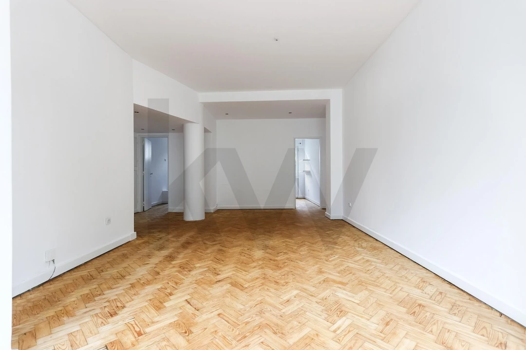 Apartamento T4 para Arrendamento em Águas Livres Foto 5