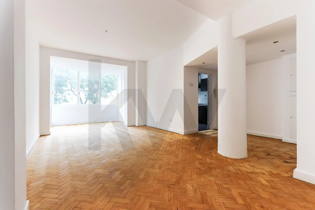 Apartamento T4 para Arrendamento em Águas Livres Foto 1