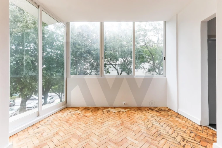 Apartamento T4 para Arrendamento em Águas Livres Foto 3