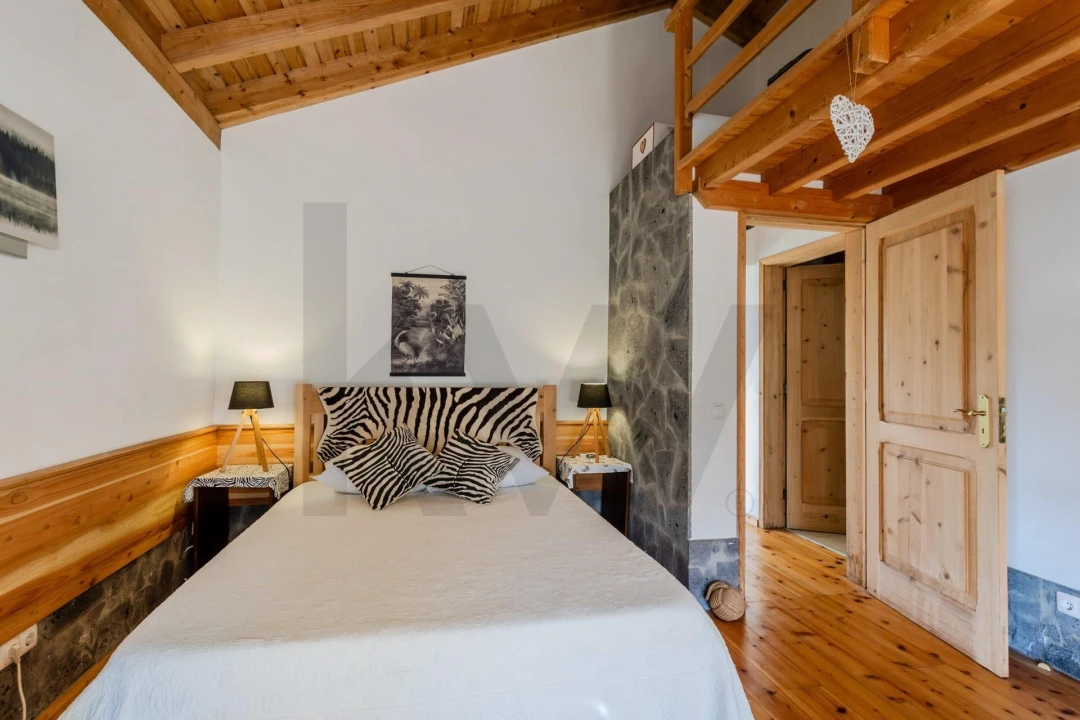 Moradia T3 para Venda em Ginetes Foto 37