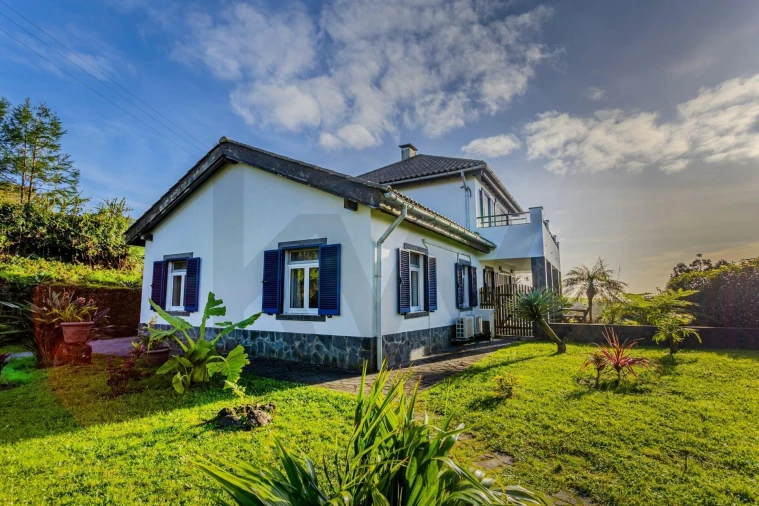 Moradia T3 para Venda em Ginetes Foto 63