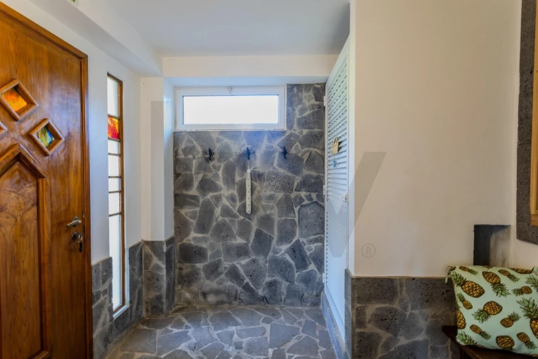 Moradia T3 para Venda em Ginetes Foto 9