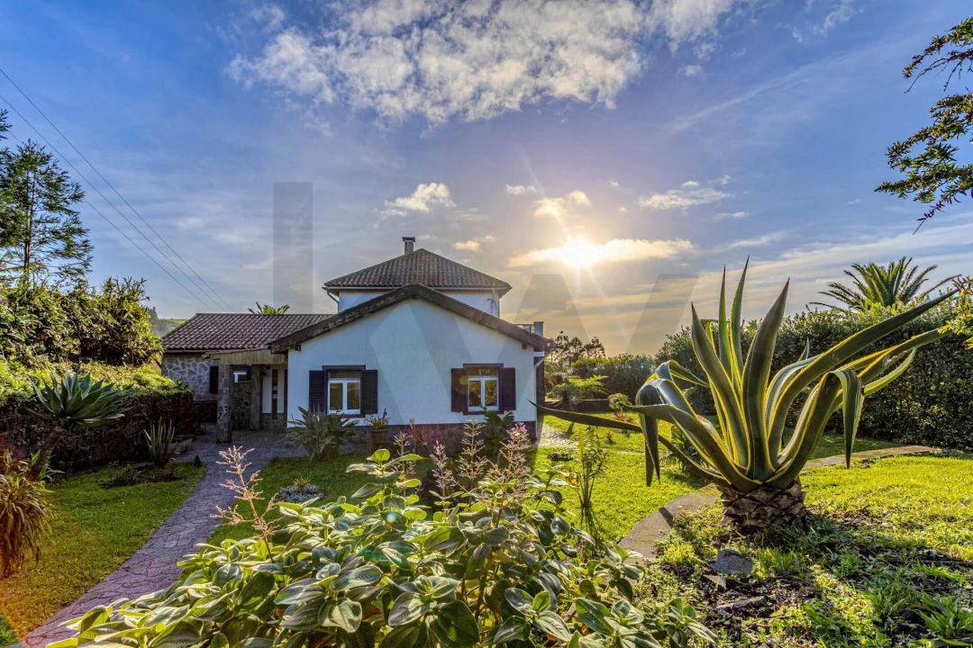 Moradia T3 para Venda em Ginetes Foto 65