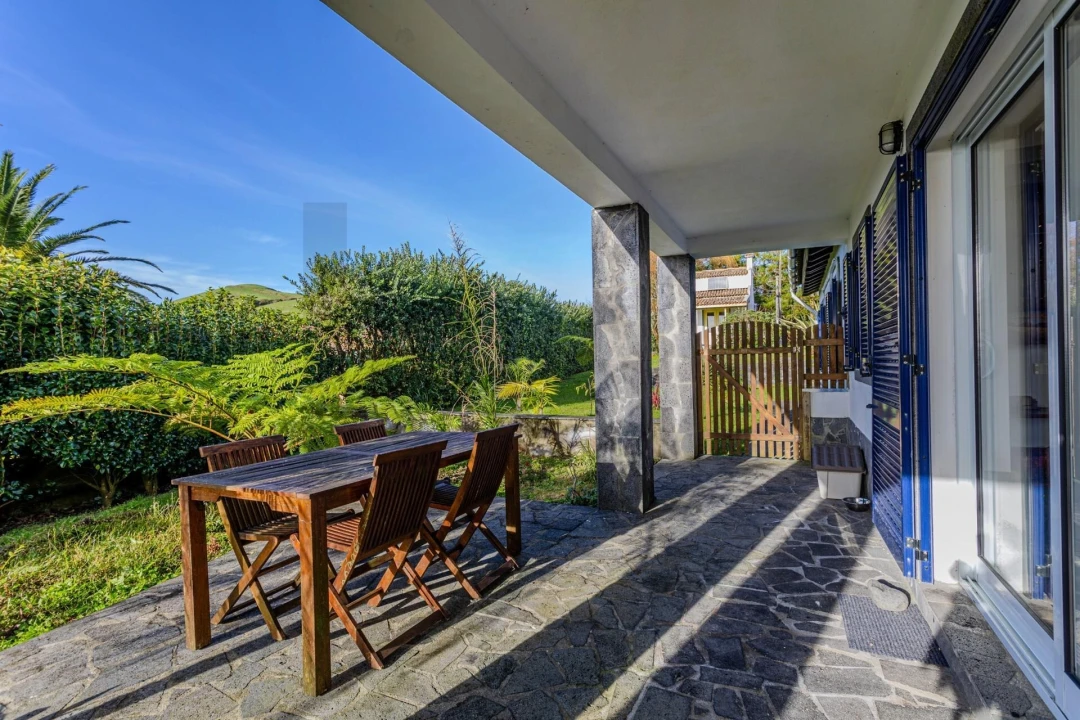 Moradia T3 para Venda em Ginetes Foto 57