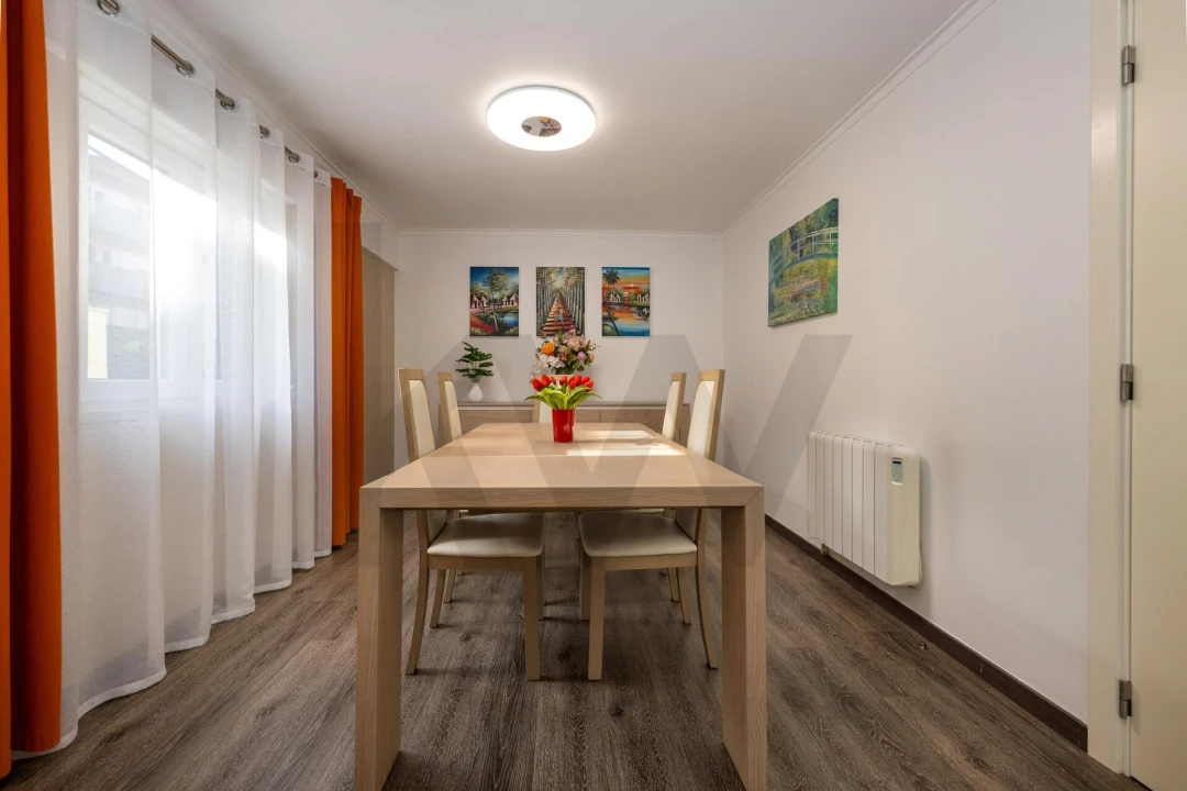 Moradia T3 para Venda em Carnaxide e Queijas Foto 15