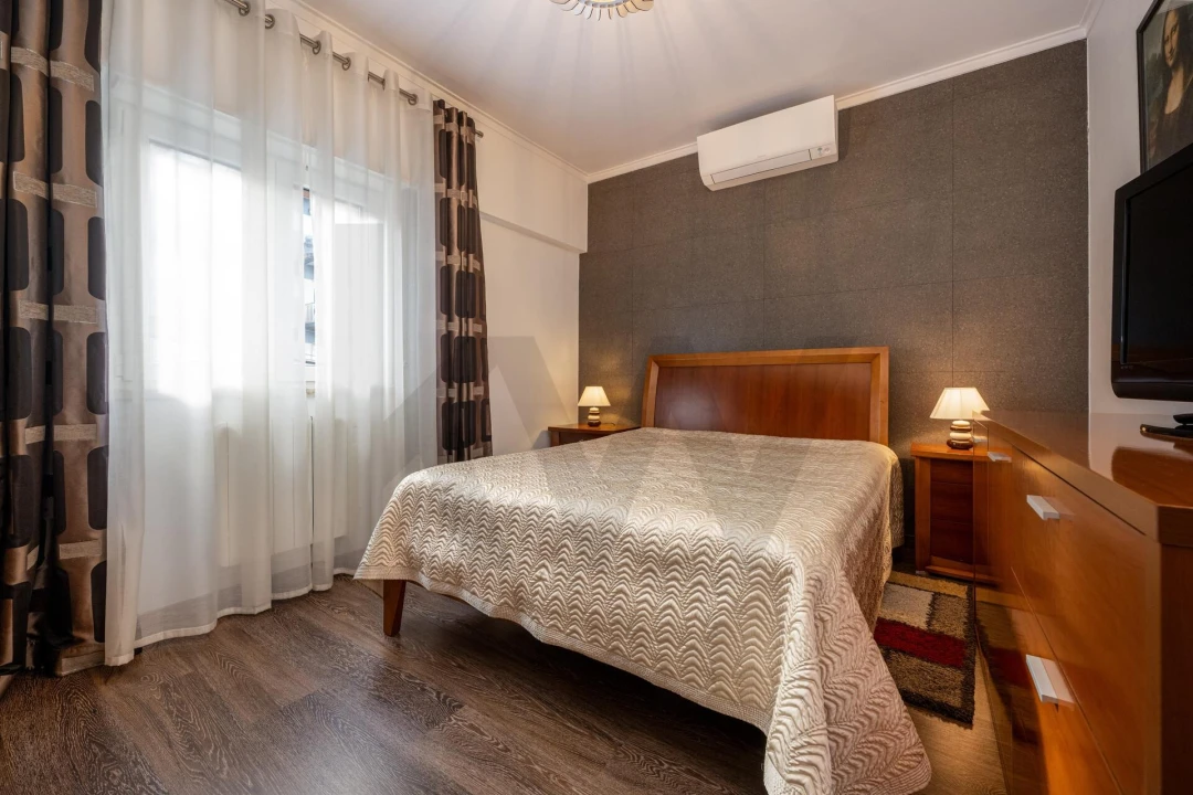 Moradia T3 para Venda em Carnaxide e Queijas Foto 21