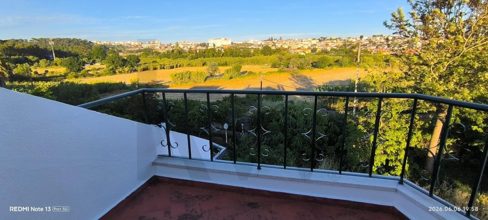 Moradia T4 para Venda em Cascais e Estoril Foto 26