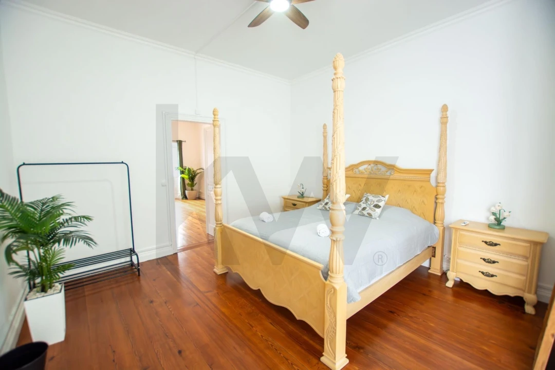 Moradia T5 para Venda em Ponta Delgada (São José) Foto 28