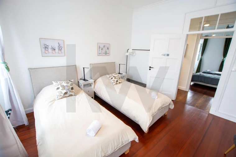 Moradia T5 para Venda em Ponta Delgada (São José) Foto 24