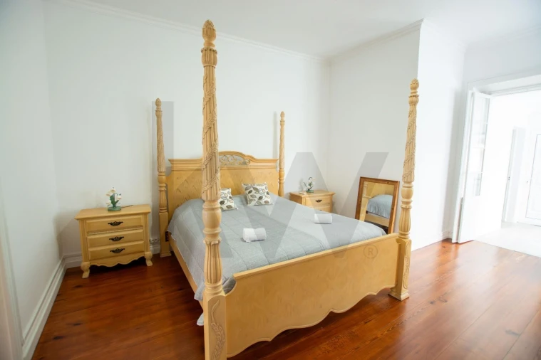 Moradia T5 para Venda em Ponta Delgada (São José) Foto 27