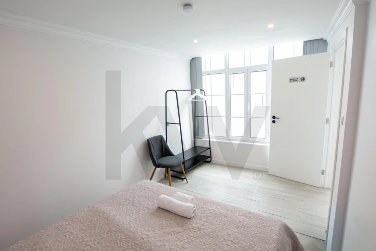 Moradia T5 para Venda em Ponta Delgada (São José) Foto 20