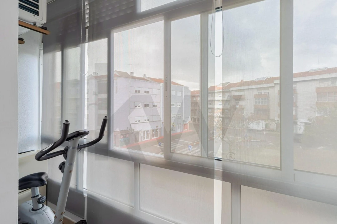 Apartamento T2 para Venda em Amora Foto 16