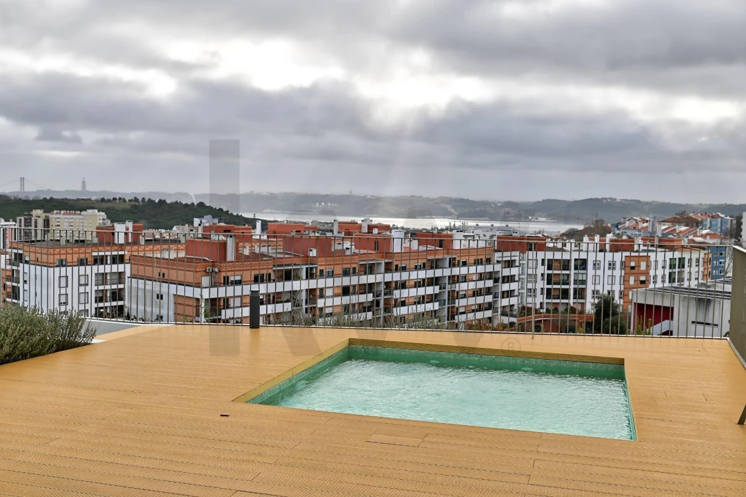 Apartamento T3 para Arrendamento em Algés, Linda-A-Velha e Cruz Quebrada-Dafundo Foto 37