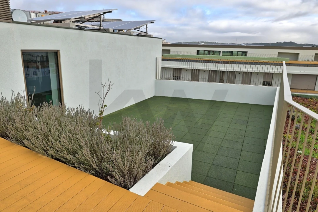 Apartamento T3 para Arrendamento em Algés, Linda-A-Velha e Cruz Quebrada-Dafundo Foto 34