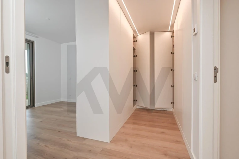 Apartamento T3 para Arrendamento em Algés, Linda-A-Velha e Cruz Quebrada-Dafundo Foto 25