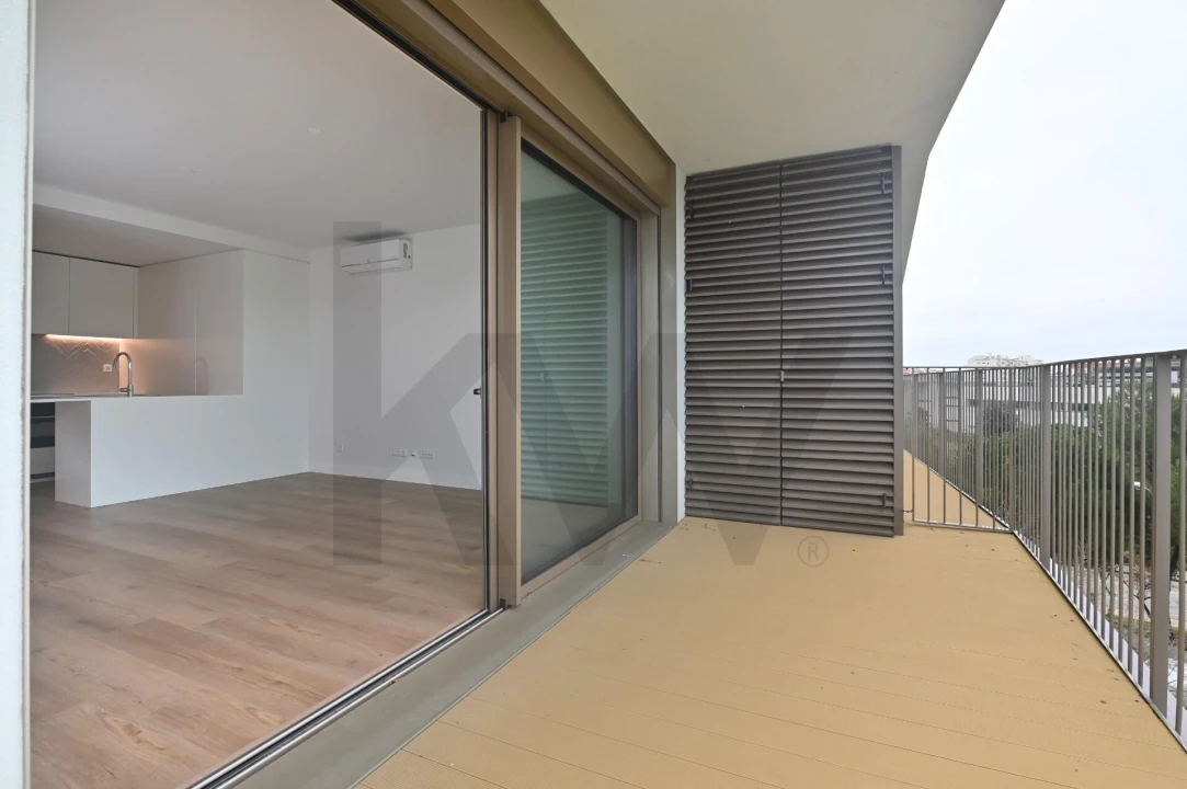 Apartamento T3 para Arrendamento em Algés, Linda-A-Velha e Cruz Quebrada-Dafundo Foto 6