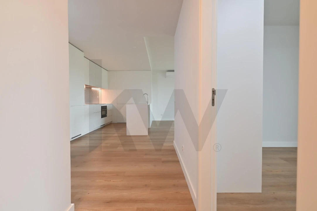 Apartamento T3 para Arrendamento em Algés, Linda-A-Velha e Cruz Quebrada-Dafundo Foto 14