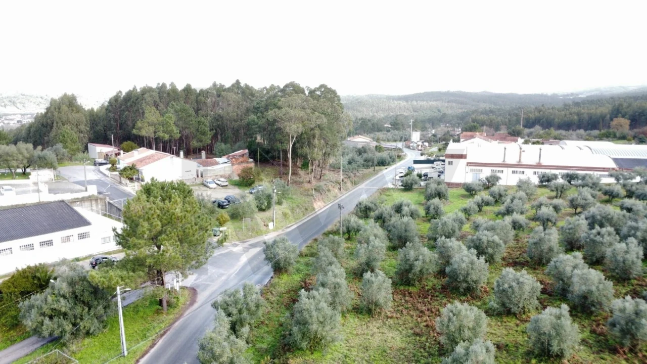 Moradia T3 para Venda em Maiorga Foto 57