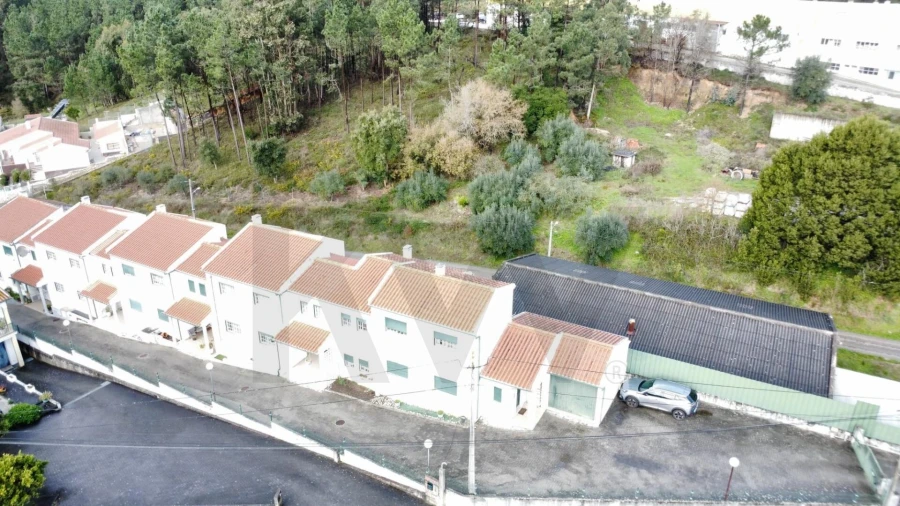 Moradia T3 para Venda em Maiorga Foto 58