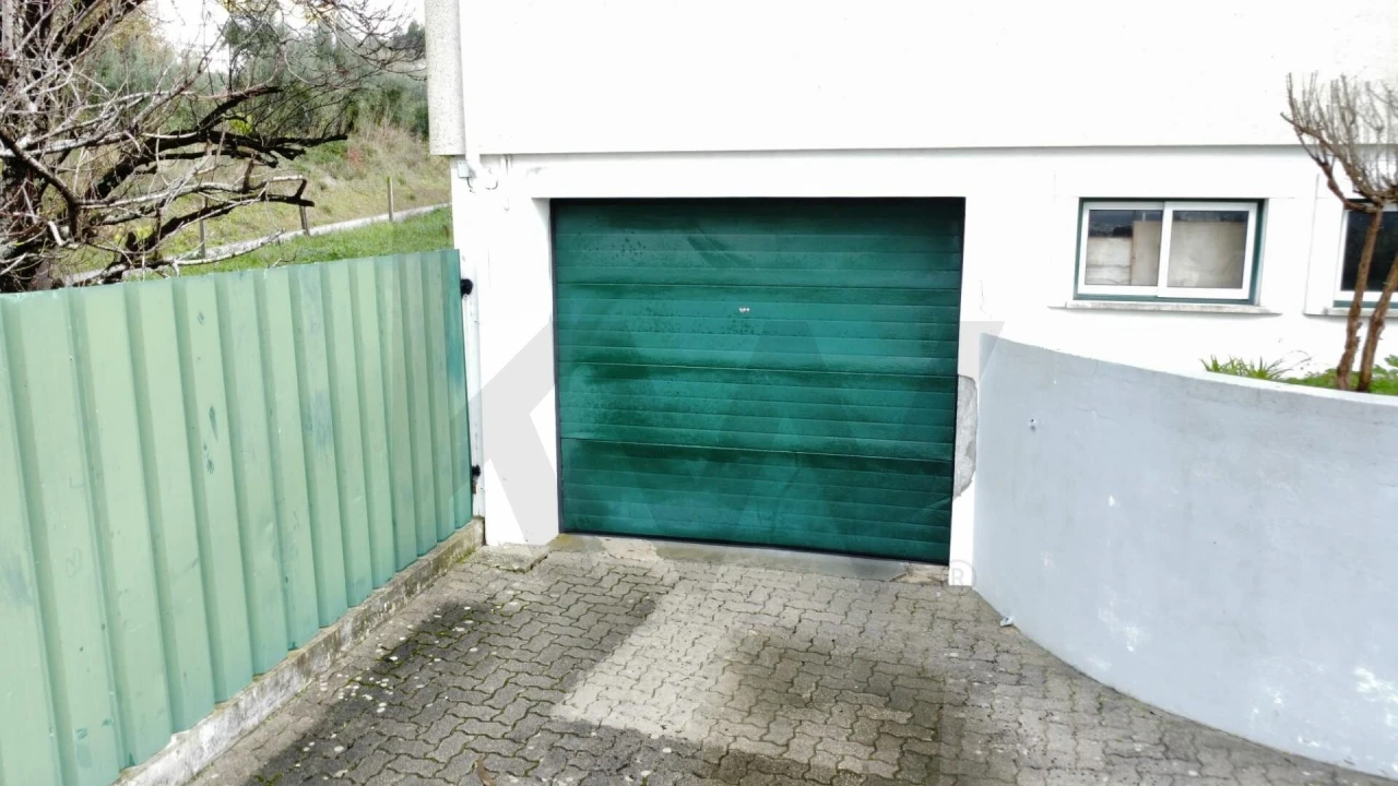 Moradia T3 para Venda em Maiorga Foto 46