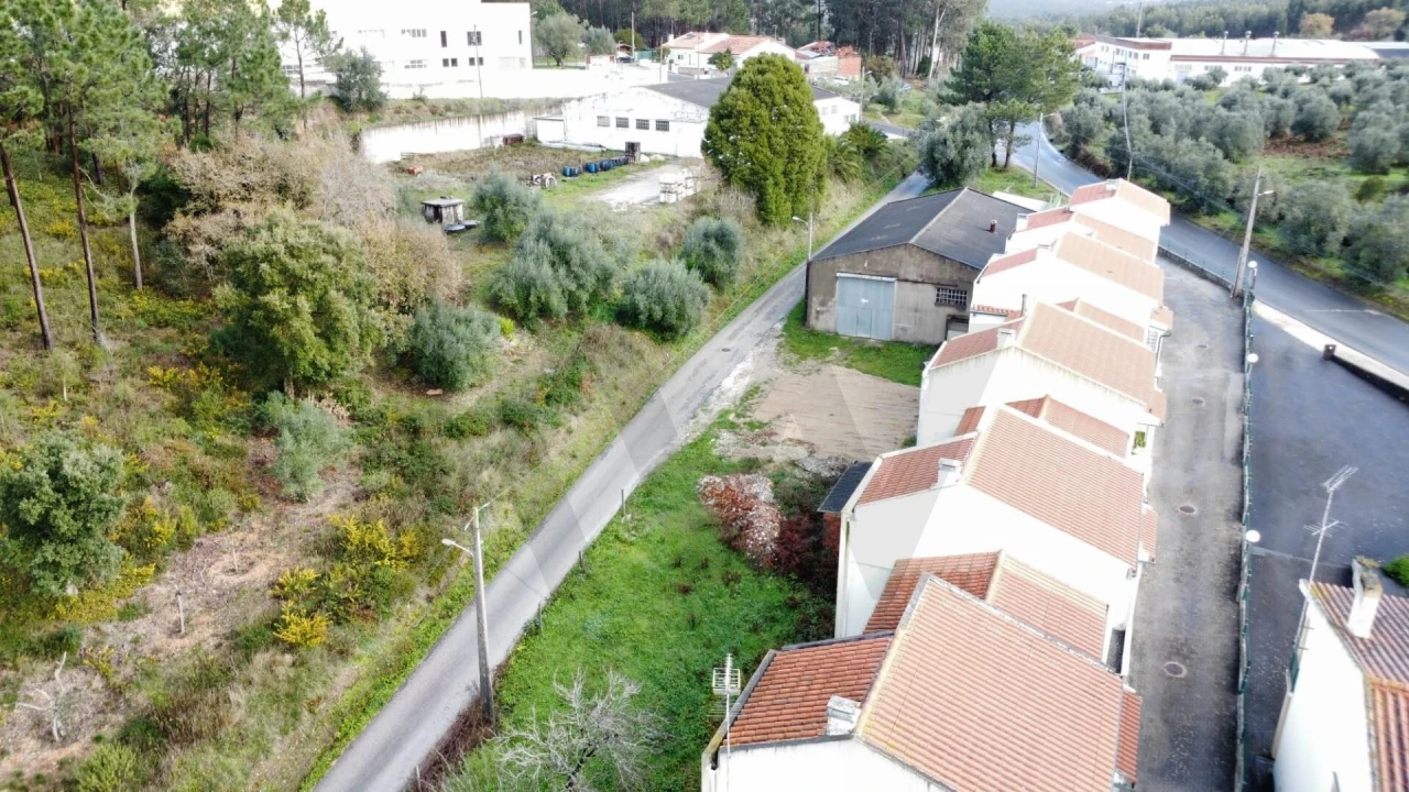 Moradia T3 para Venda em Maiorga Foto 63