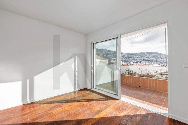 Apartamento T3 para Venda em Funchal (São Pedro) Foto 7