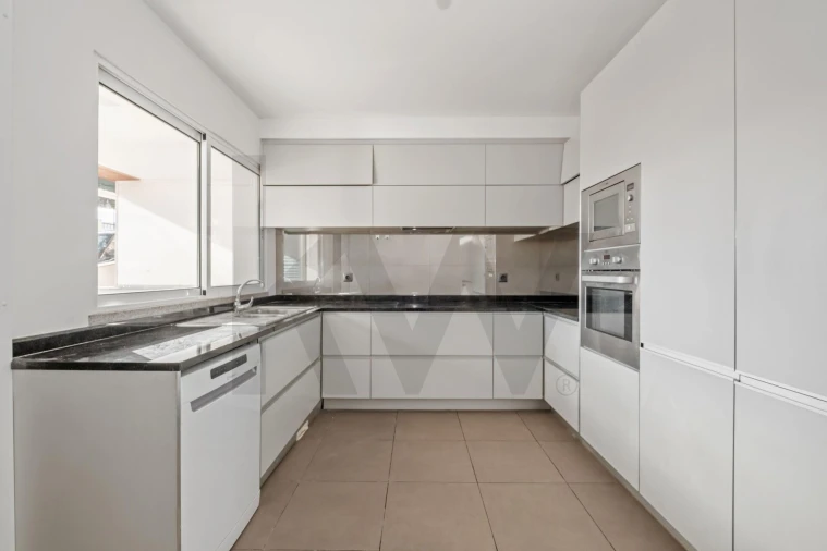 Apartamento T3 para Venda em Funchal (São Pedro) Foto 10