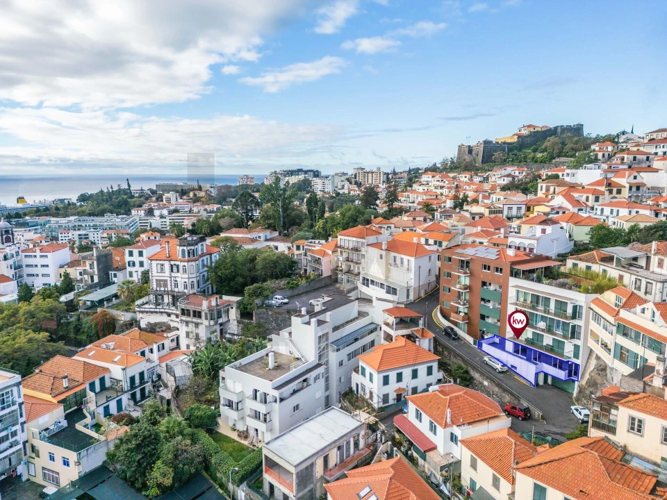 Apartamento T3 para Venda em Funchal (São Pedro) Foto 1