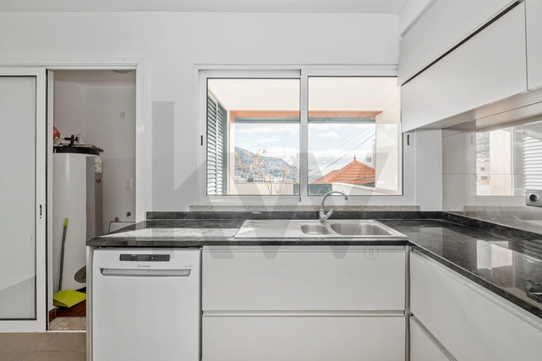 Apartamento T3 para Venda em Funchal (São Pedro) Foto 9