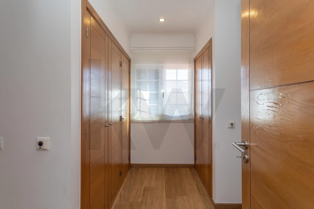 Moradia T4 para Venda em Santo Estêvão Foto 18