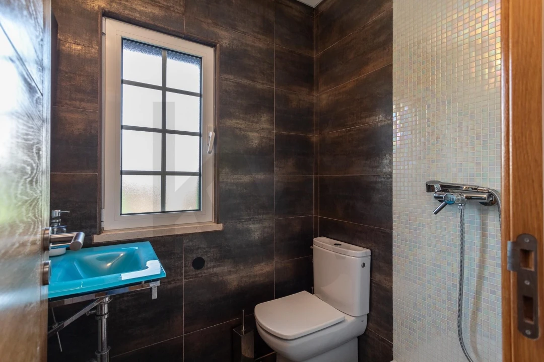 Moradia T4 para Venda em Santo Estêvão Foto 6