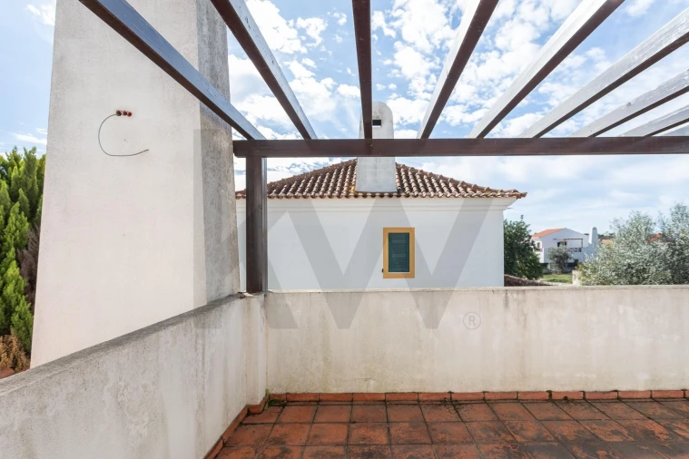 Moradia T4 para Venda em Santo Estêvão Foto 29