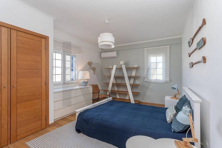 Moradia T4 para Venda em Santo Estêvão Foto 11