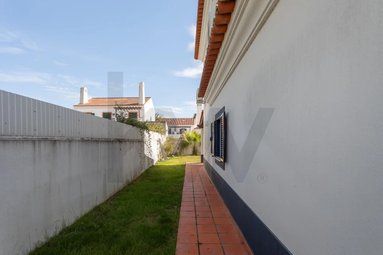 Moradia T4 para Venda em Santo Estêvão Foto 62