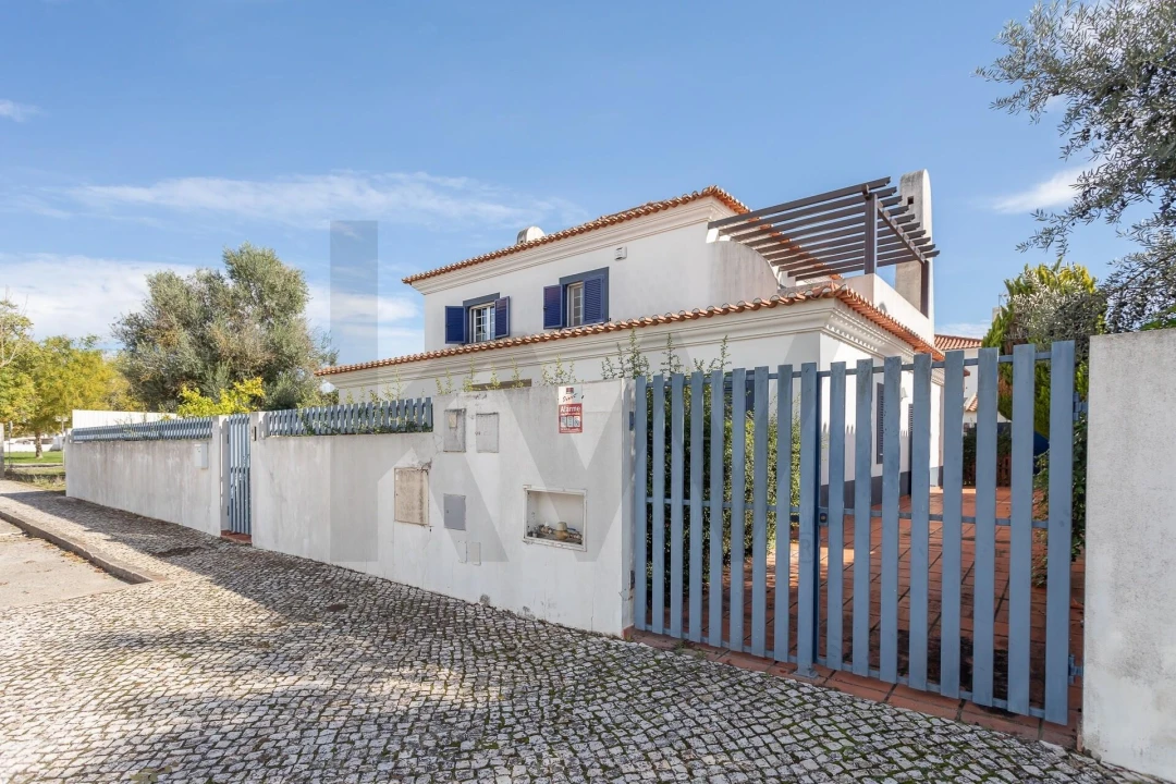 Moradia T4 para Venda em Santo Estêvão Foto 65