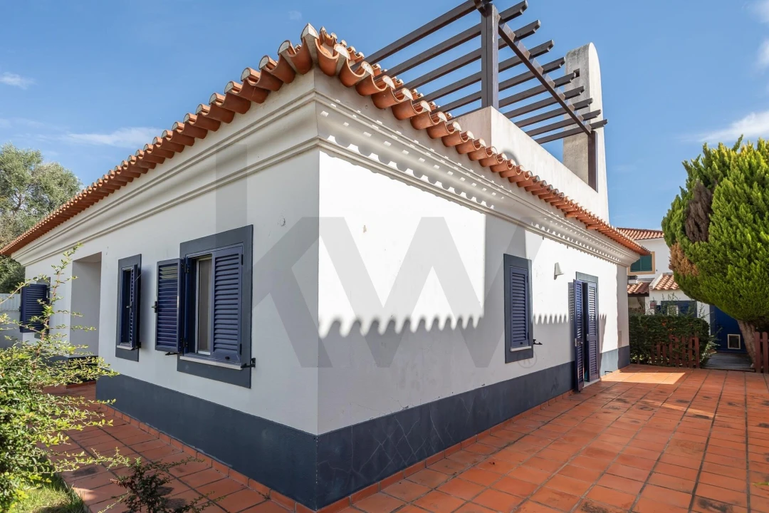 Moradia T4 para Venda em Santo Estêvão Foto 57