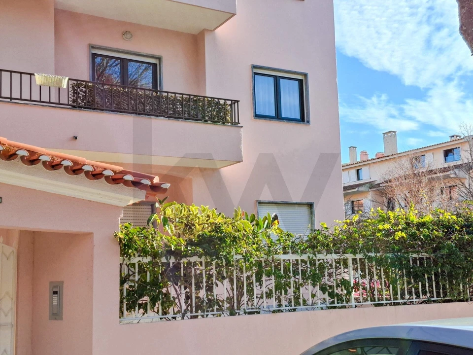 Apartamento T2 para Arrendamento em Cascais e Estoril Foto 1